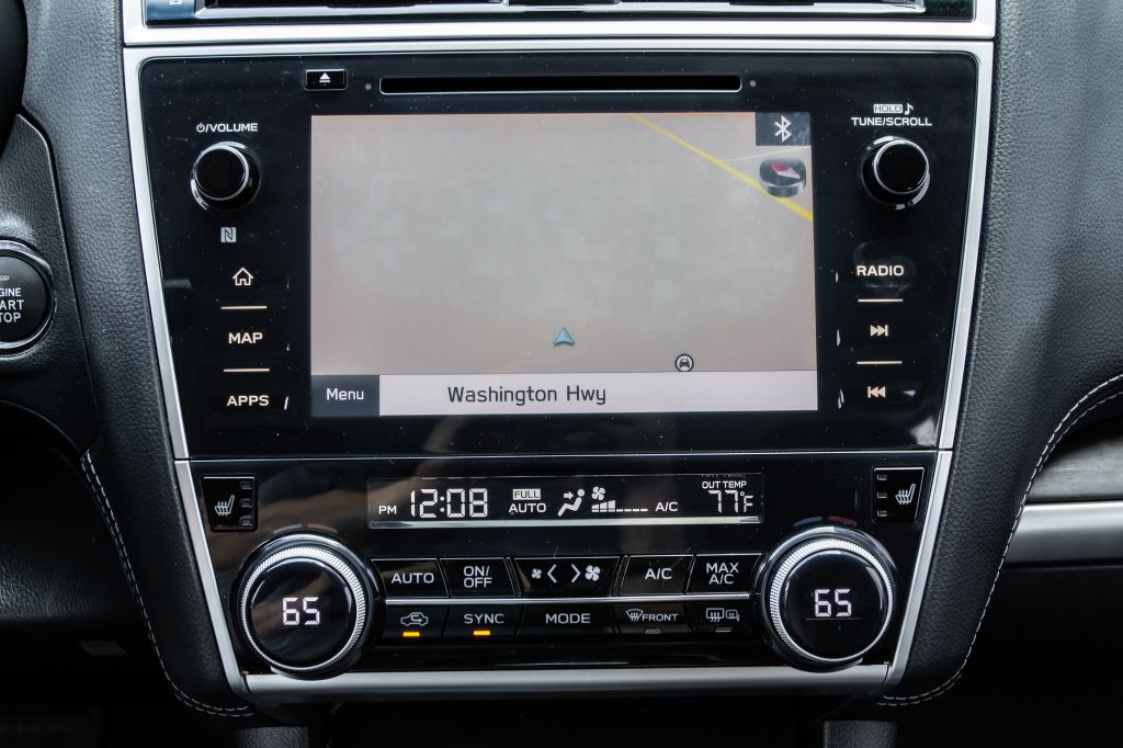 Photo 21 of this SUBARU OUTBACK