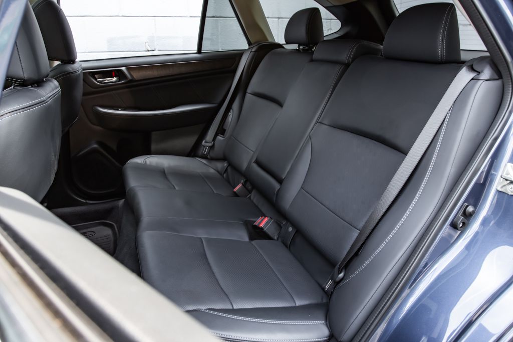 Photo 25 of this SUBARU OUTBACK