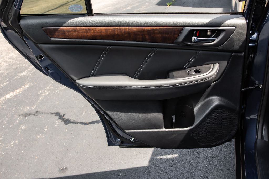 Photo 27 of this SUBARU OUTBACK