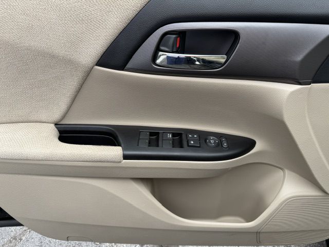 Photo 9 of this HONDA ACCORD