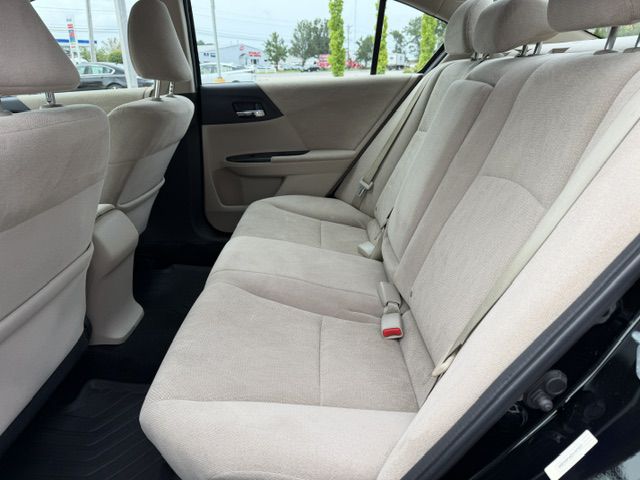 Photo 10 of this HONDA ACCORD