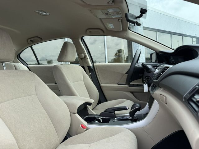 Photo 12 of this HONDA ACCORD