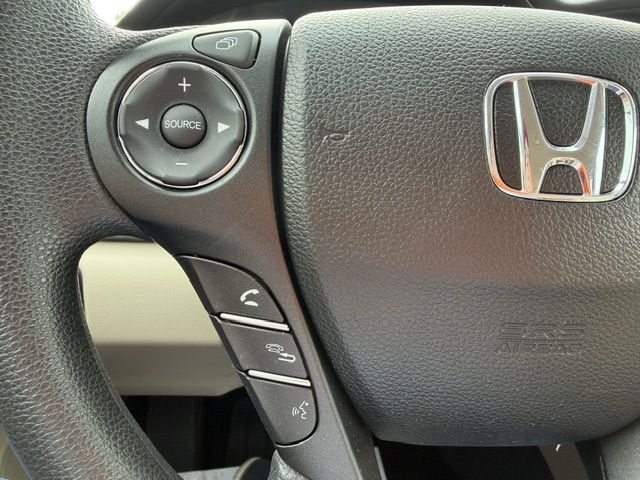 Photo 15 of this HONDA ACCORD