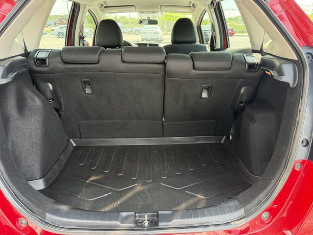Photo 12 of this HONDA FIT