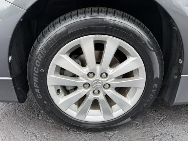 Photo 7 of this TOYOTA COROLLA