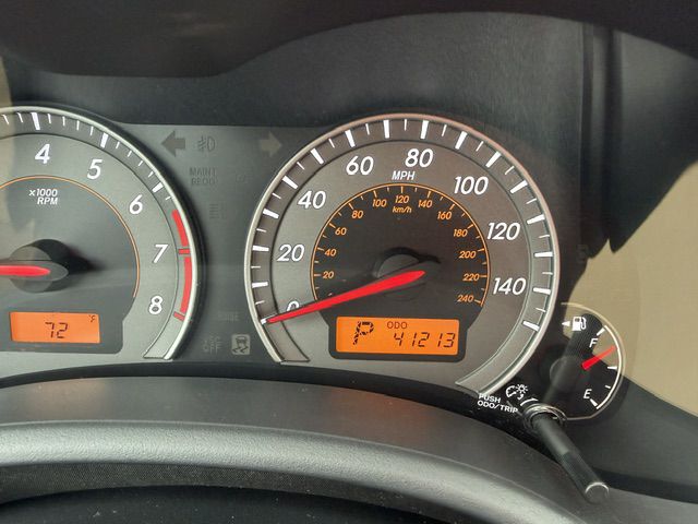 Photo 8 of this TOYOTA COROLLA