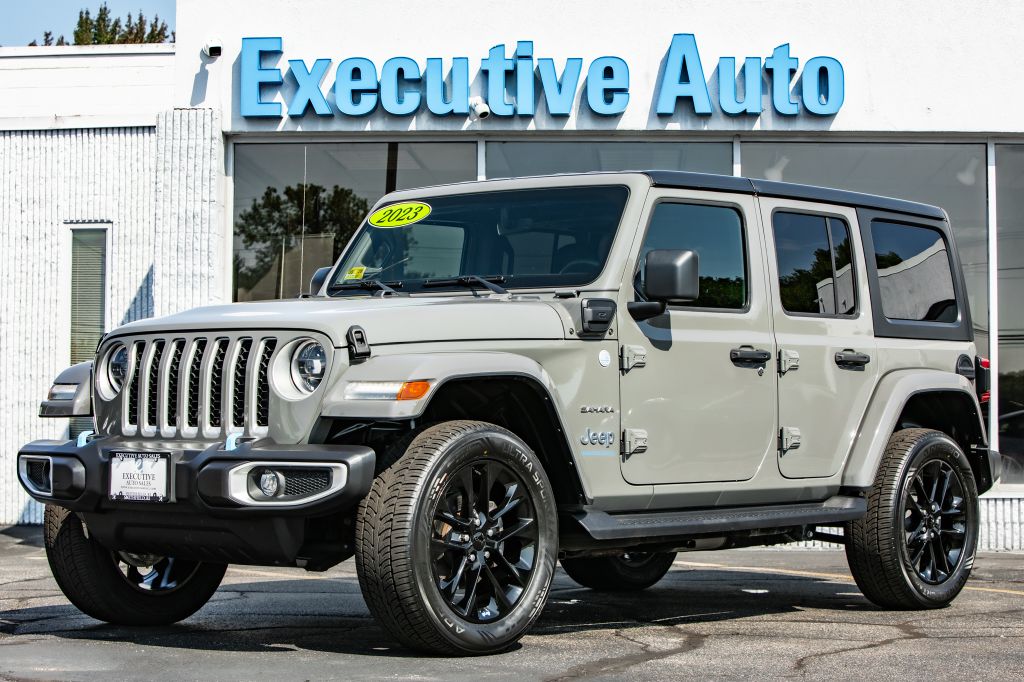 Photo 3 of this JEEP WRANGLER