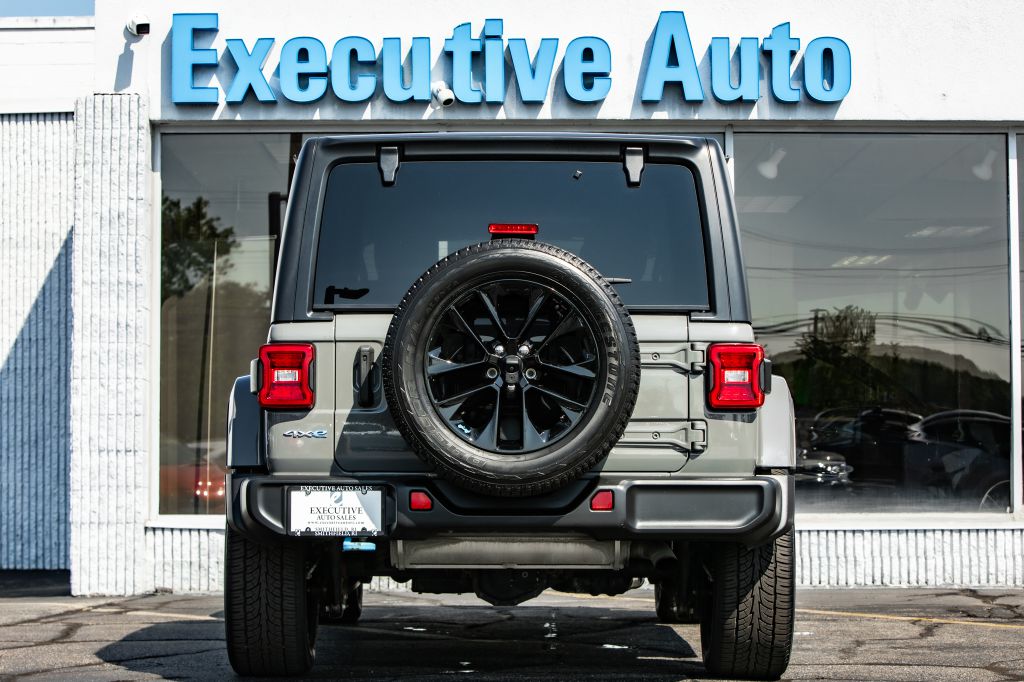 Photo 6 of this JEEP WRANGLER