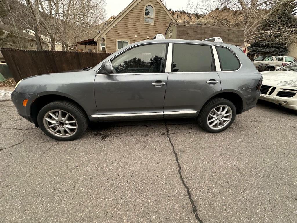 2004 PORSCHE CAYENNE