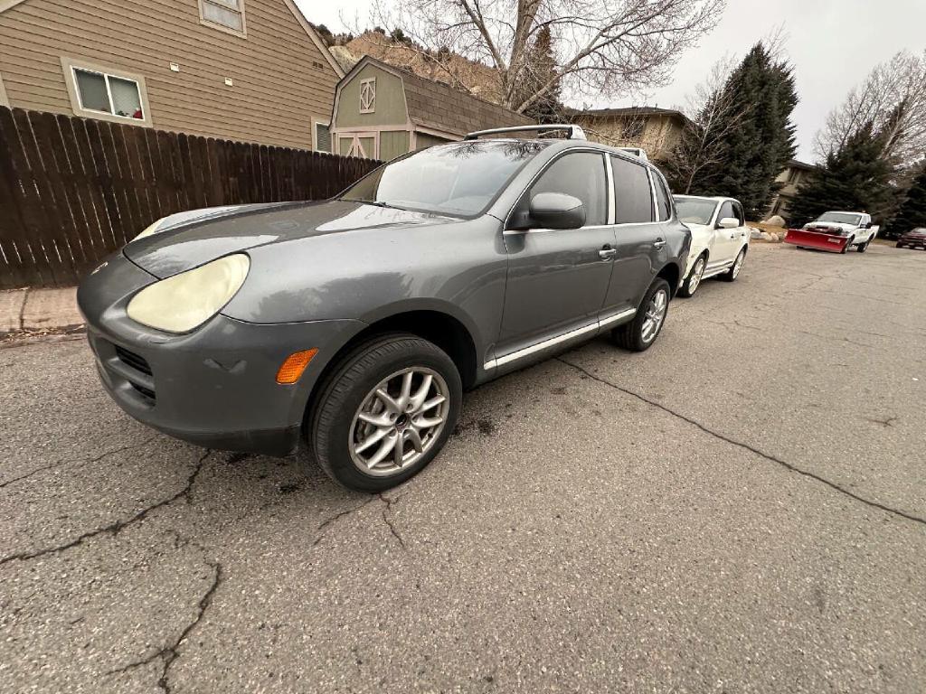 Photo 14 of this PORSCHE CAYENNE