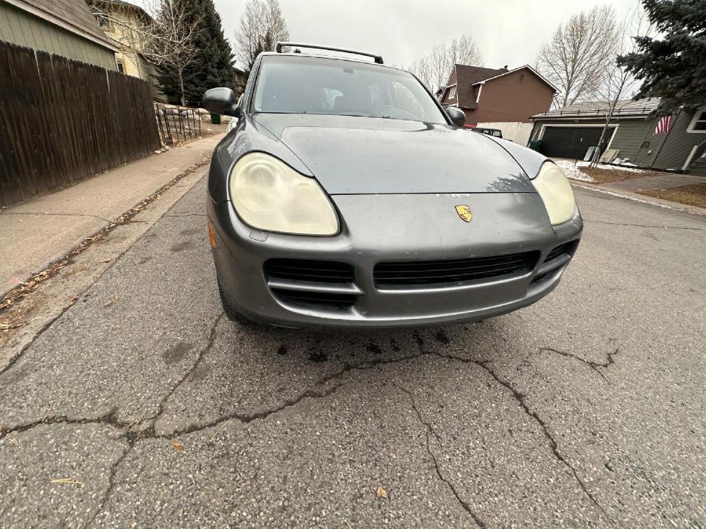 Photo 19 of this PORSCHE CAYENNE