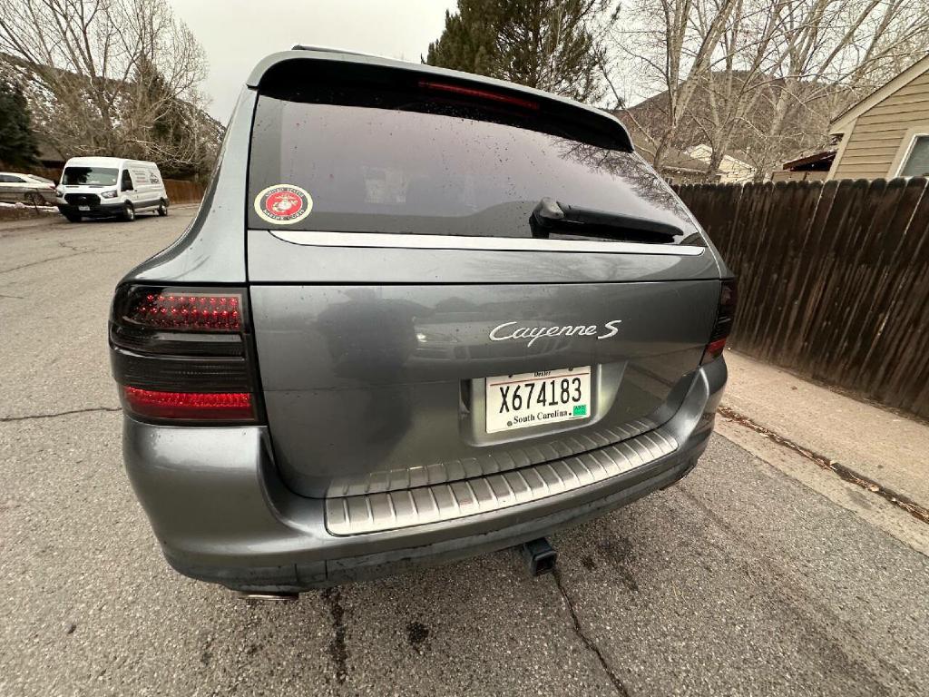 Photo 39 of this PORSCHE CAYENNE