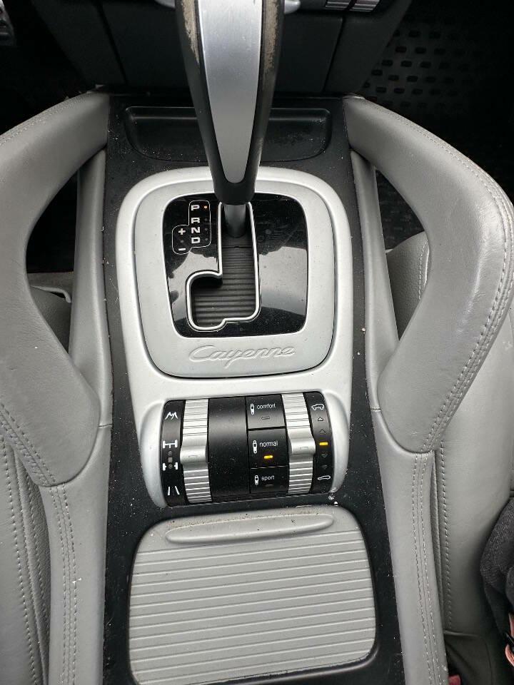 Photo 50 of this PORSCHE CAYENNE