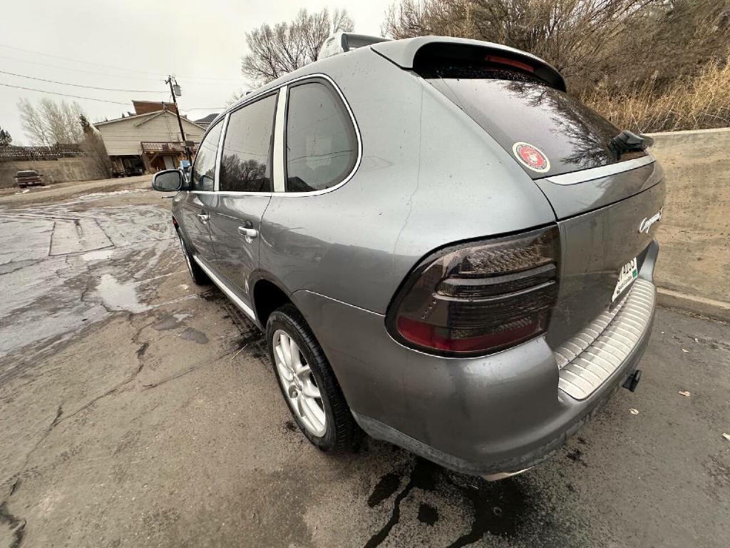 Photo 76 of this PORSCHE CAYENNE