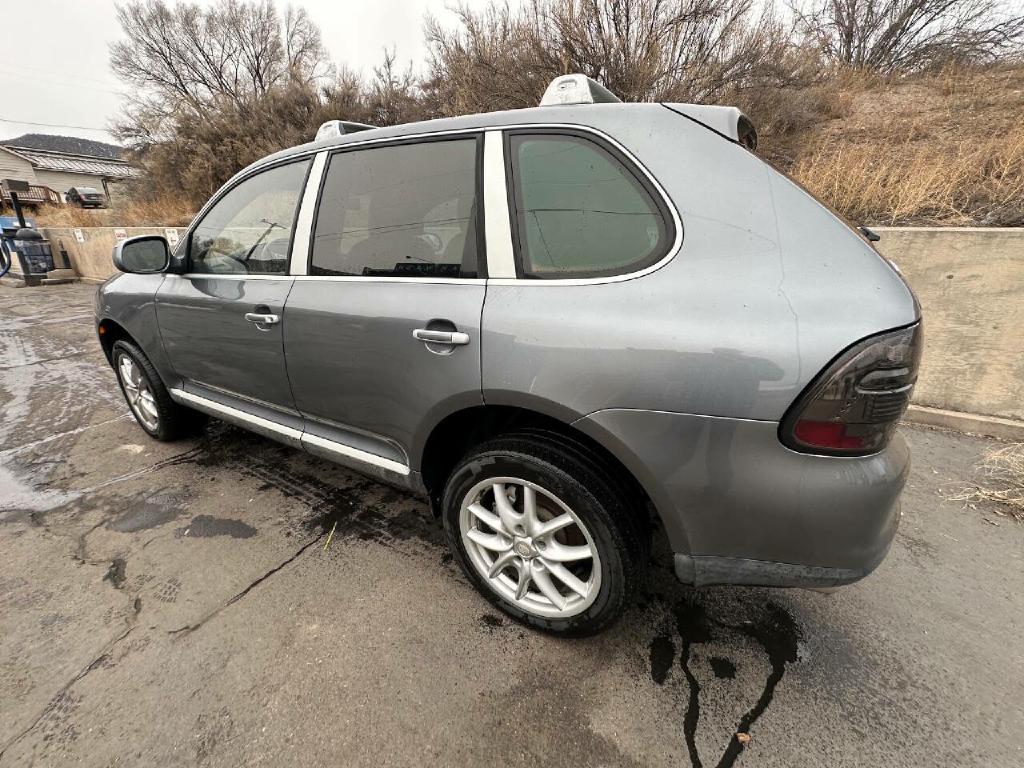 Photo 84 of this PORSCHE CAYENNE