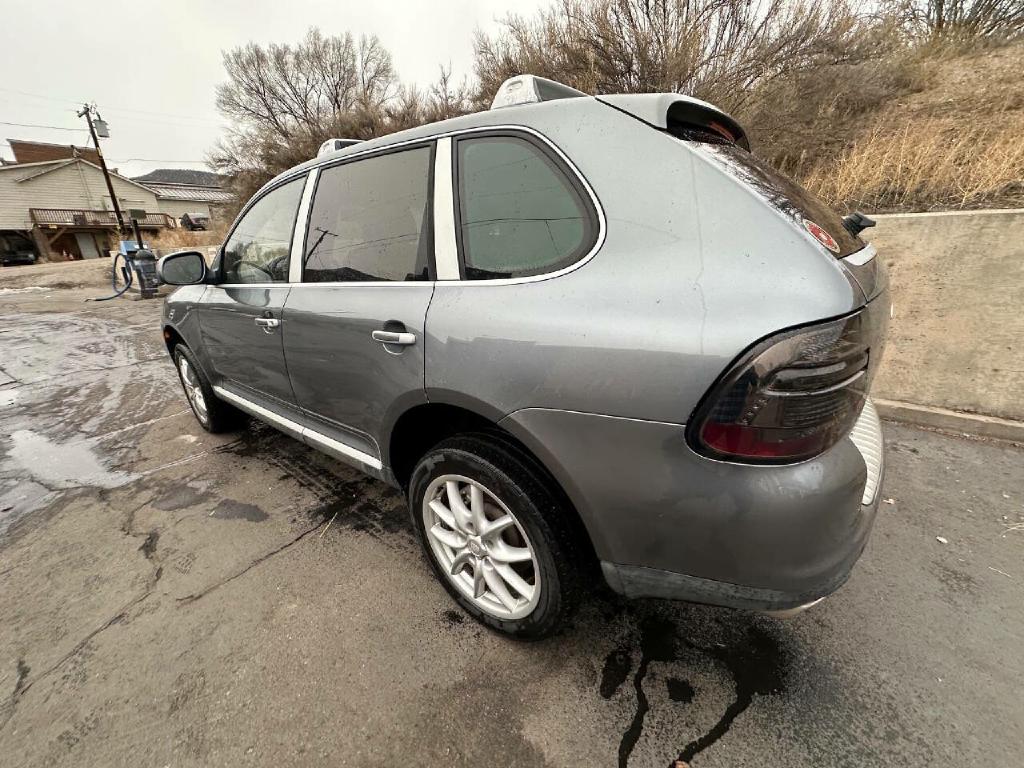 Photo 85 of this PORSCHE CAYENNE
