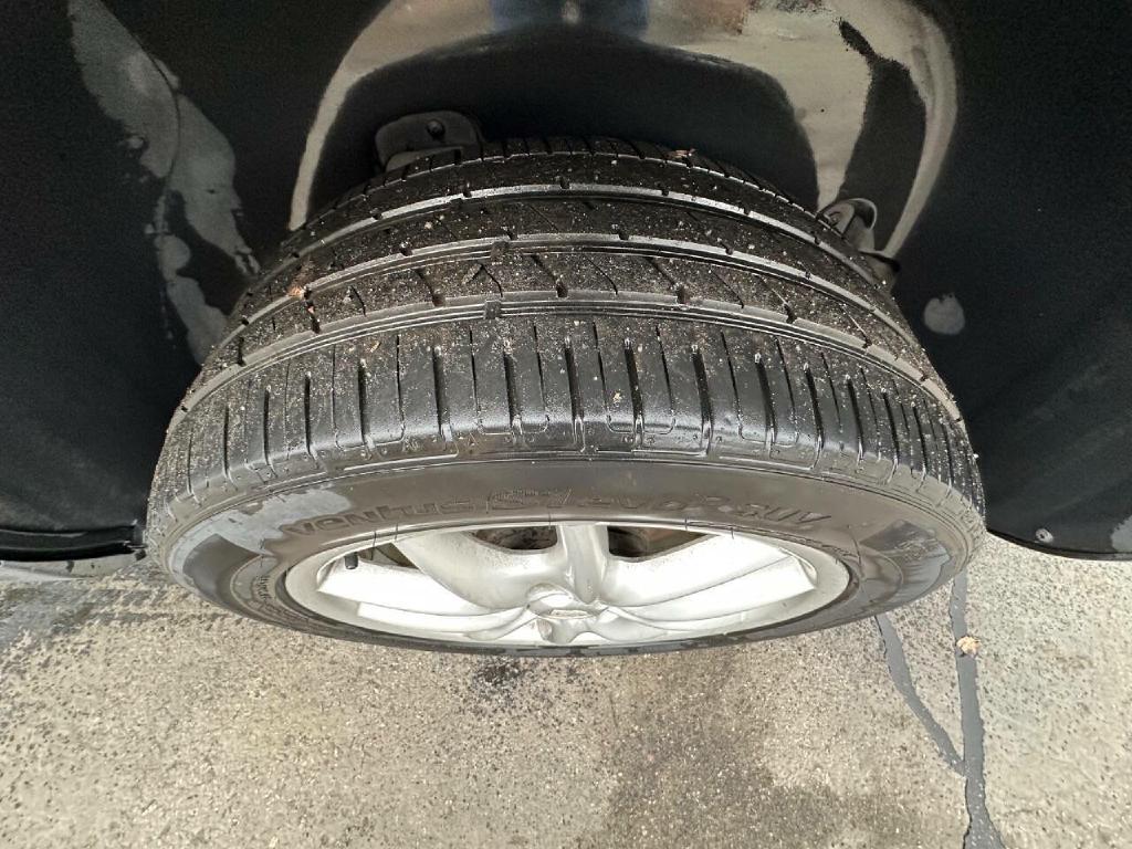 Photo 90 of this PORSCHE CAYENNE