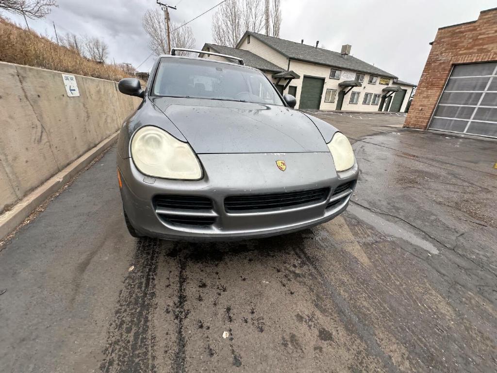 Photo 95 of this PORSCHE CAYENNE