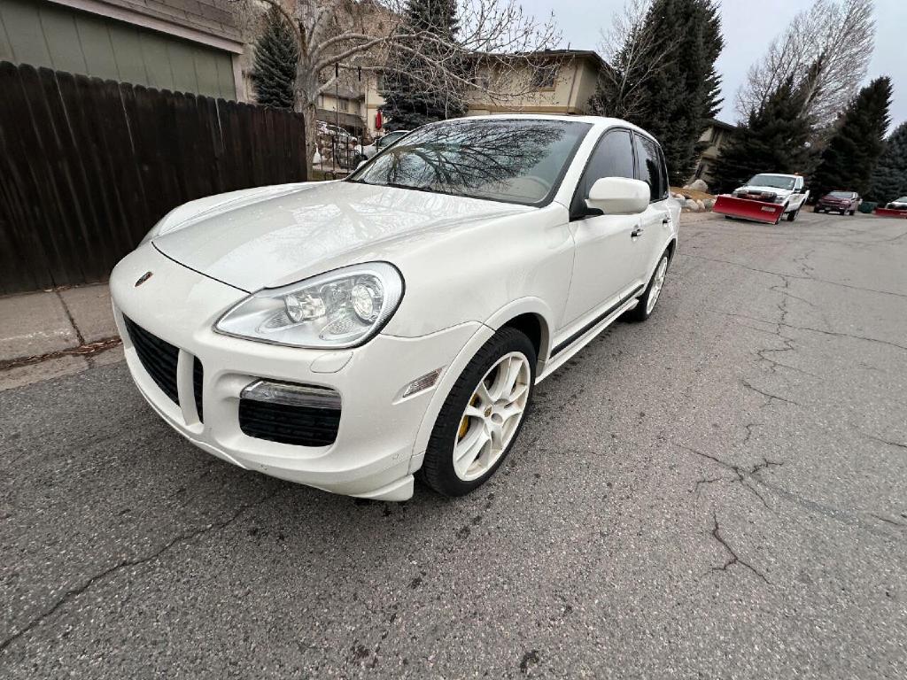 Photo 8 of this PORSCHE CAYENNE