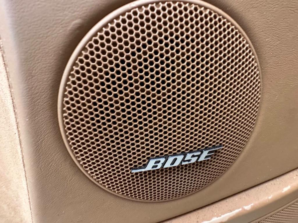 Photo 60 of this PORSCHE CAYENNE