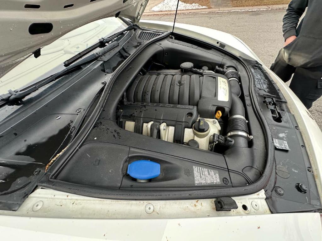 Photo 68 of this PORSCHE CAYENNE