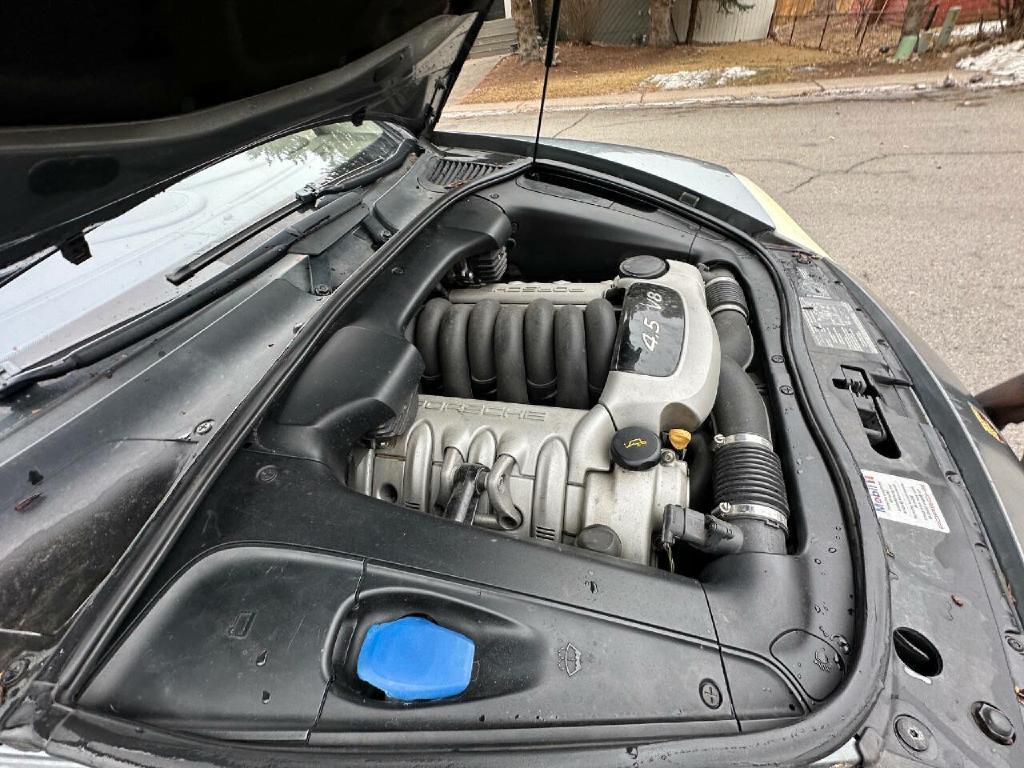 Photo 71 of this PORSCHE CAYENNE