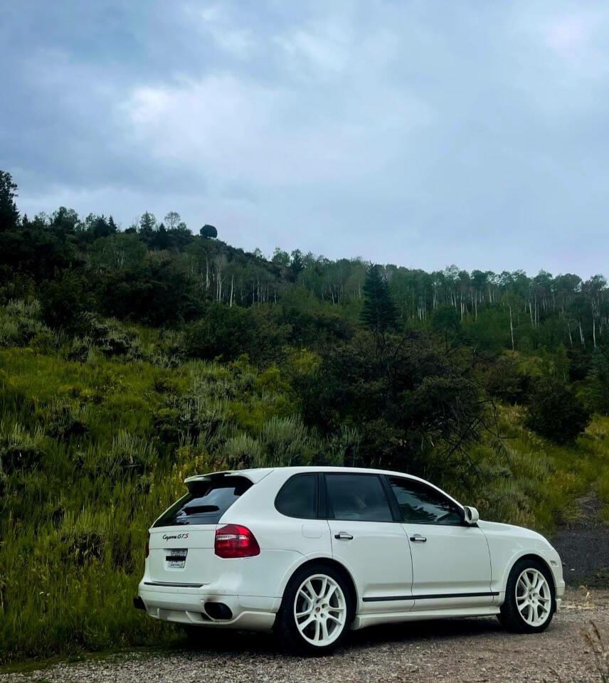 Photo 73 of this PORSCHE CAYENNE
