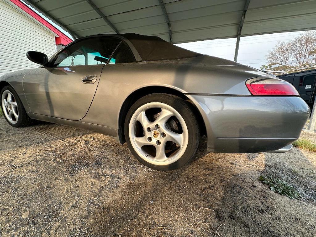 Photo 4 of this PORSCHE 911