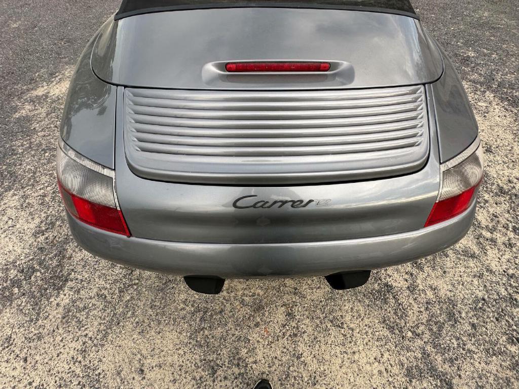 Photo 14 of this PORSCHE 911