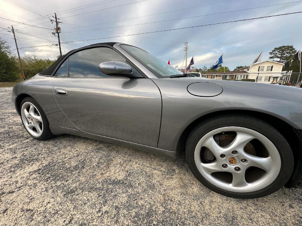 Photo 18 of this PORSCHE 911