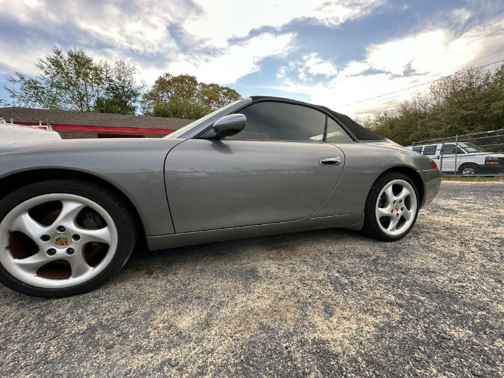 Photo 33 of this PORSCHE 911