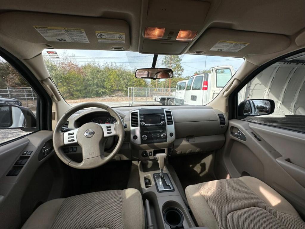 2015 NISSAN FRONTIER in HARTSVILLE SC at M & M AUTO SALES II, WHITE, 1N6AD0FV8FN728430