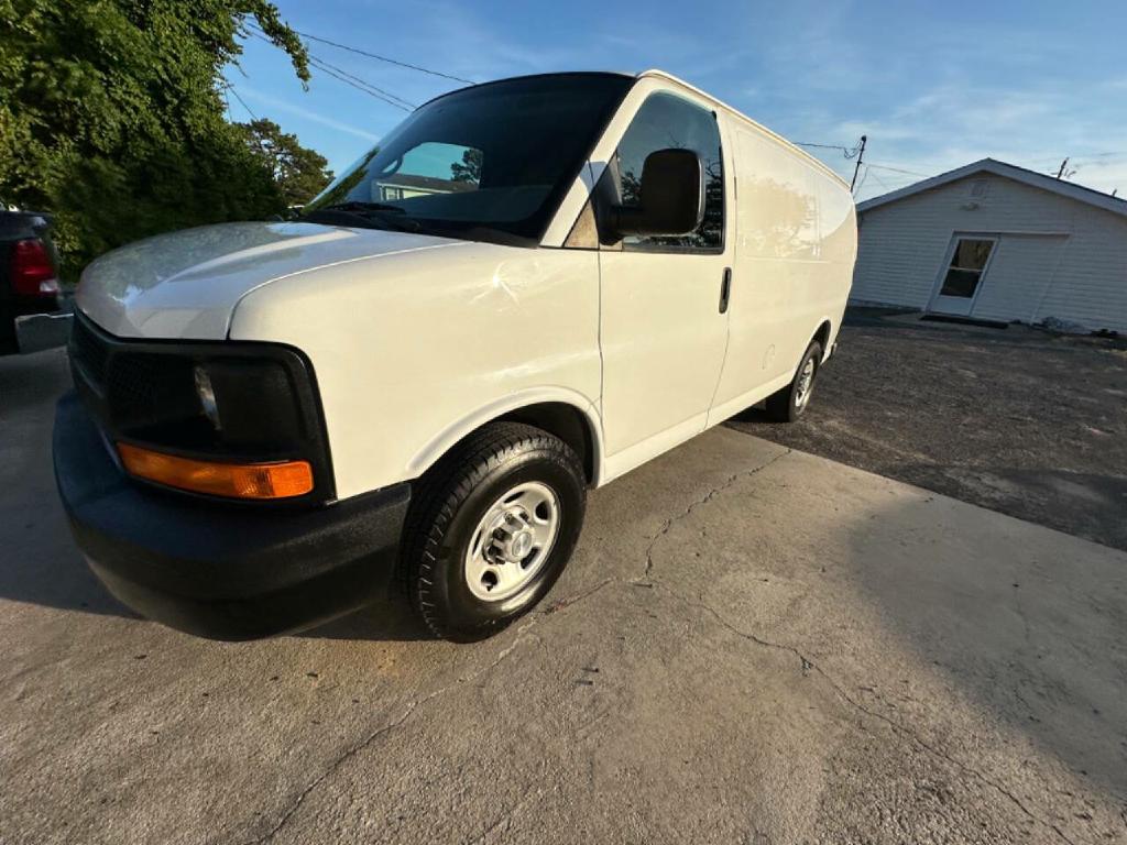 Photo 8 of this CHEVROLET EXPRESS