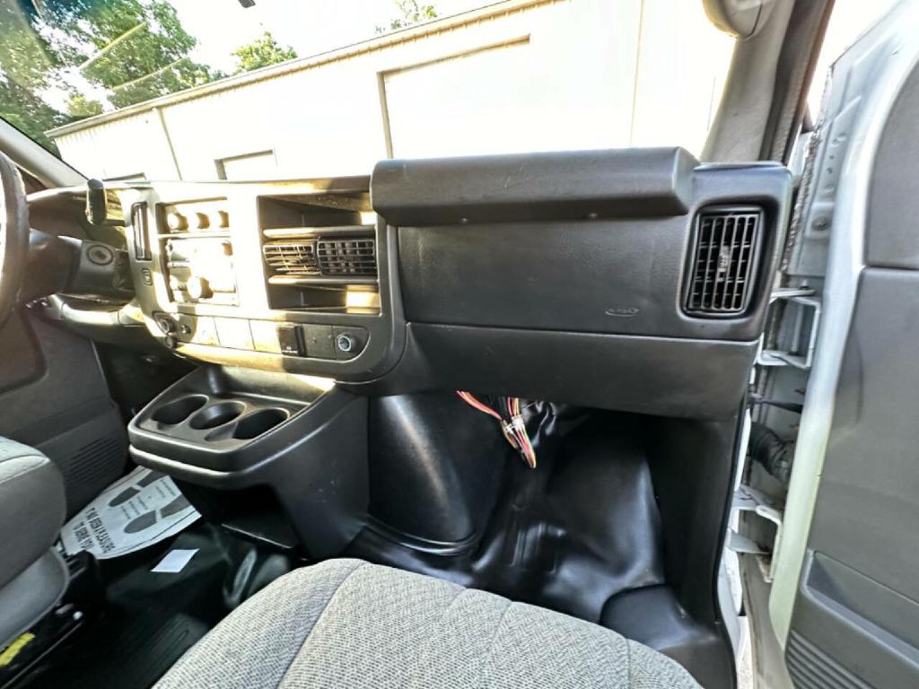 Photo 43 of this CHEVROLET EXPRESS