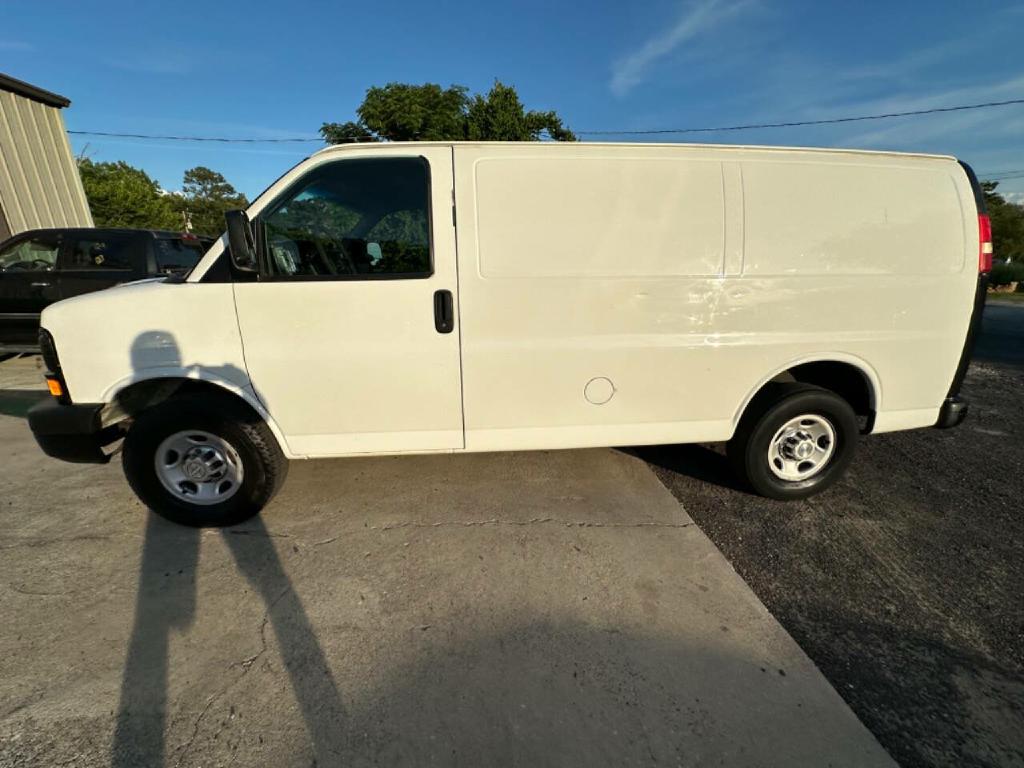 Photo 52 of this CHEVROLET EXPRESS