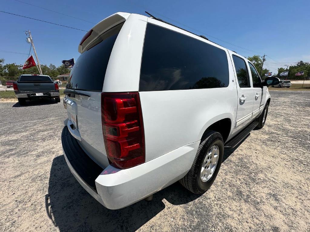 Photo 20 of this CHEVROLET SUBURBAN