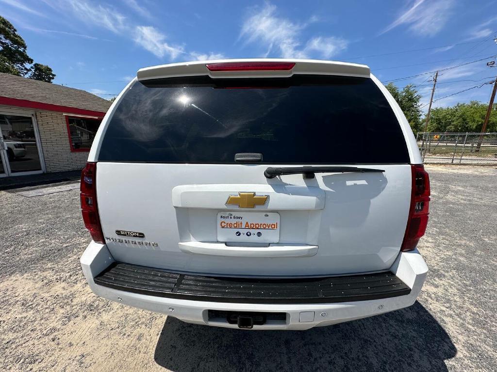 Photo 49 of this CHEVROLET SUBURBAN
