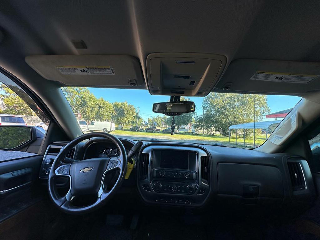 Photo 12 of this CHEVROLET SILVERADO 1500