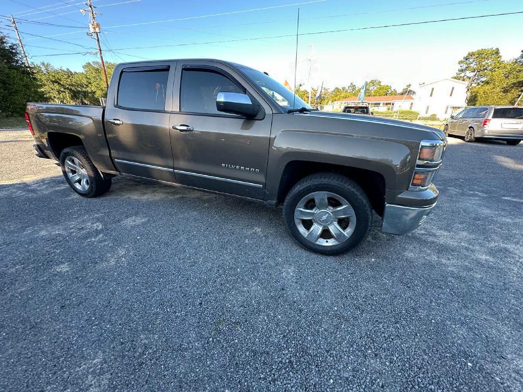 Photo 27 of this CHEVROLET SILVERADO 1500