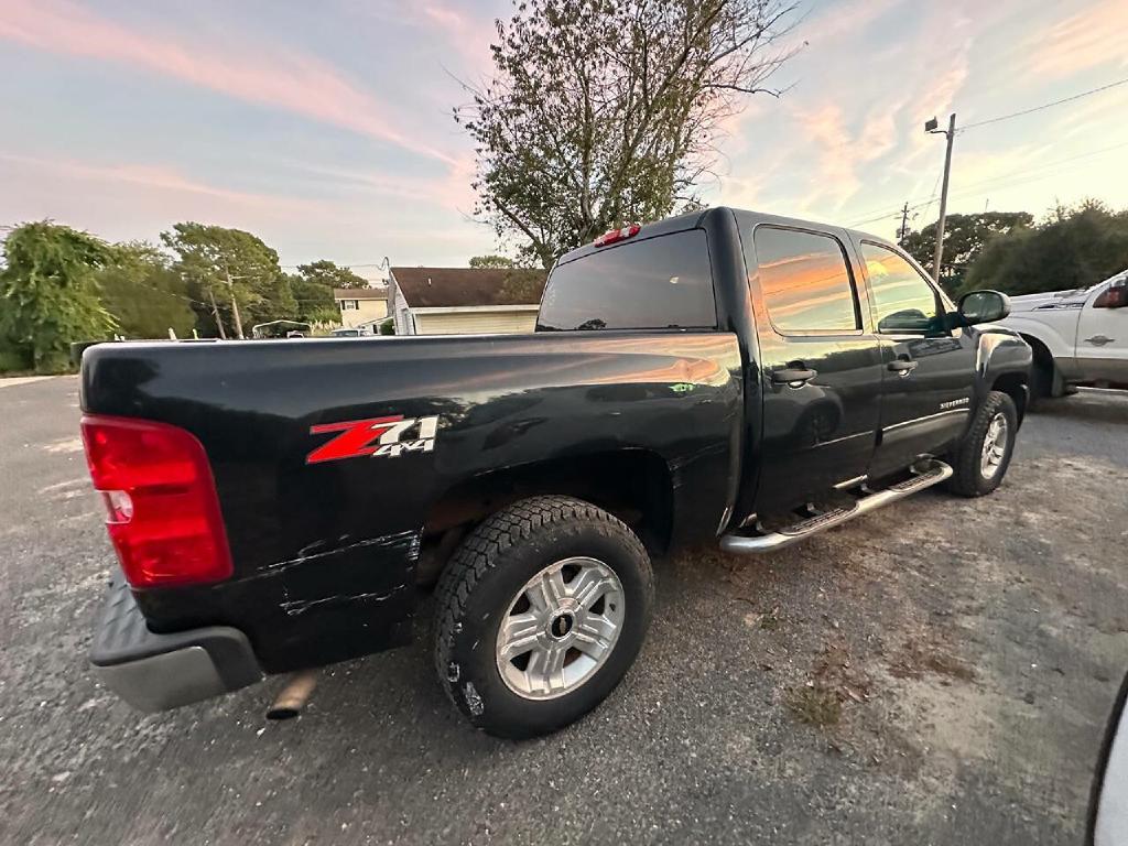 Photo 3 of this CHEVROLET SILVERADO 1500