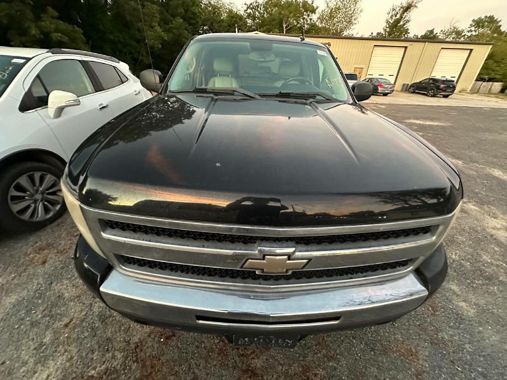 Photo 7 of this CHEVROLET SILVERADO 1500