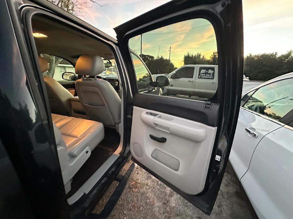 Photo 15 of this CHEVROLET SILVERADO 1500
