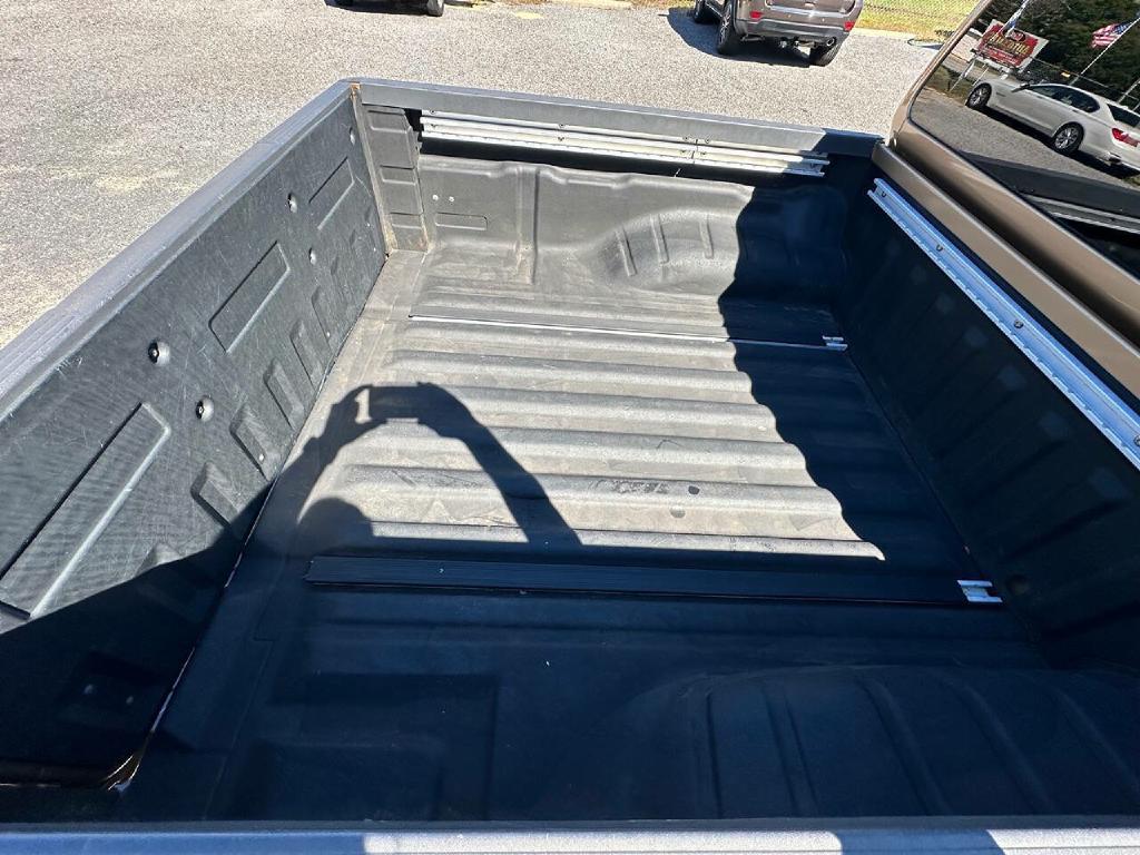 Photo 50 of this NISSAN FRONTIER