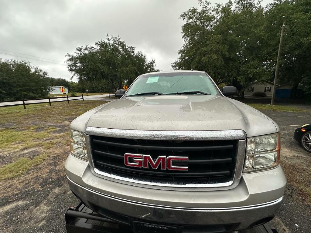 Photo 3 of this GMC SIERRA 1500