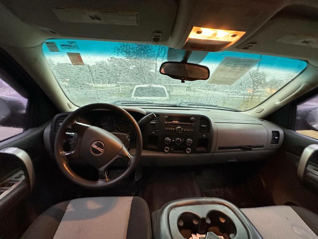 Photo 6 of this GMC SIERRA 1500