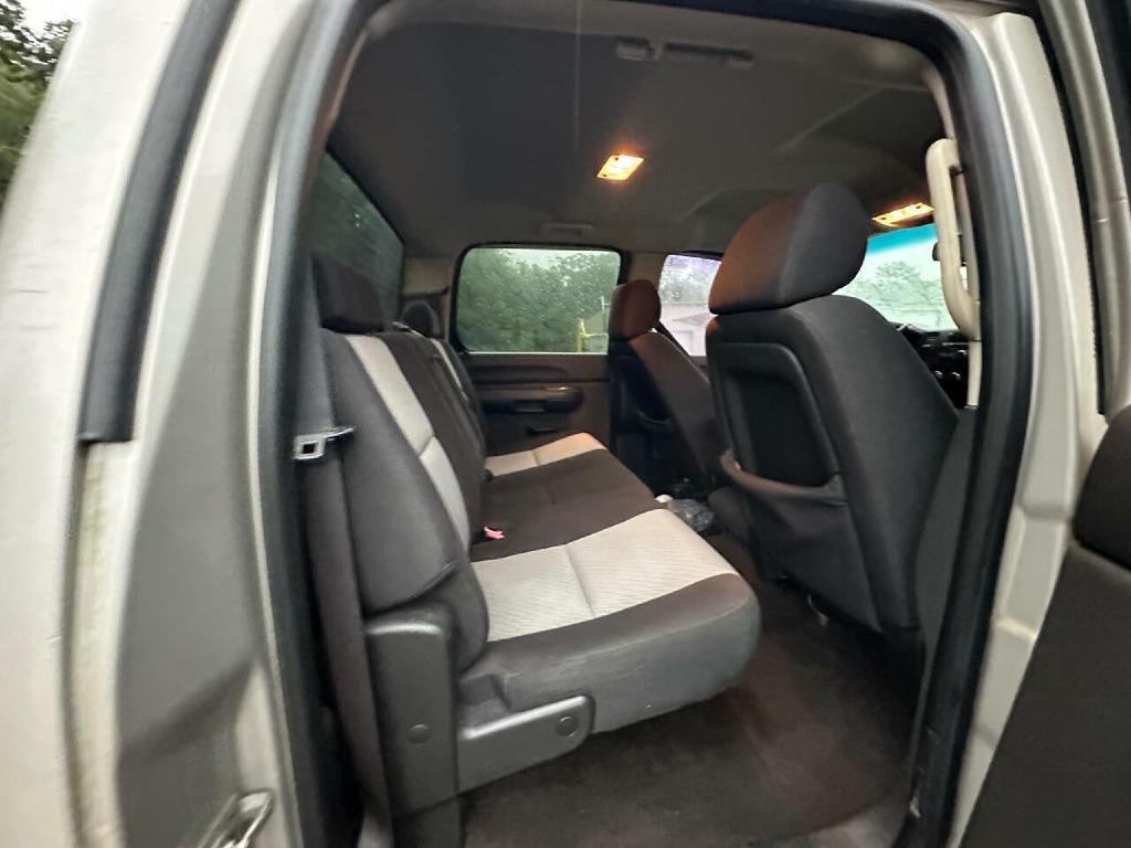 Photo 7 of this GMC SIERRA 1500