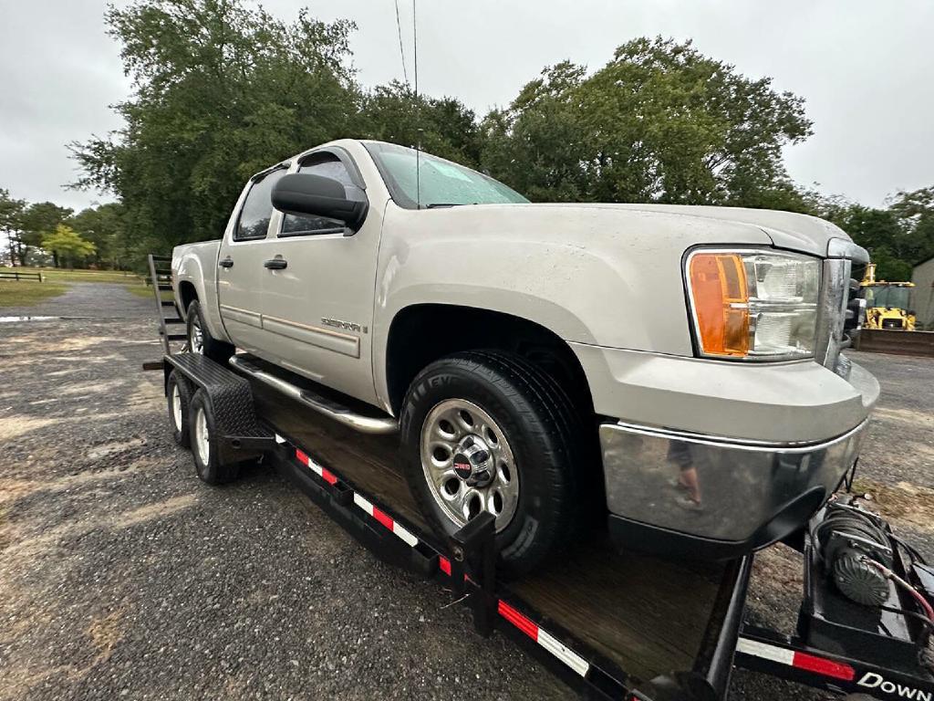 Photo 16 of this GMC SIERRA 1500