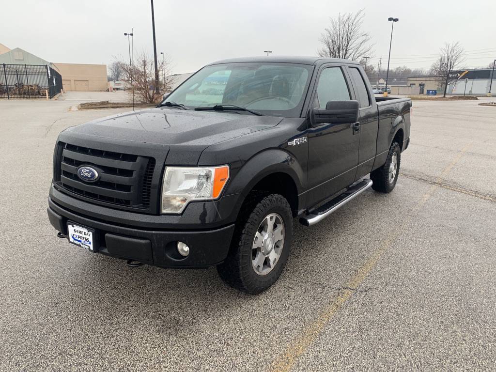 2010 FORD F150 SUPER CAB for sale at TKP Auto Sales | Eastlake, Ohio