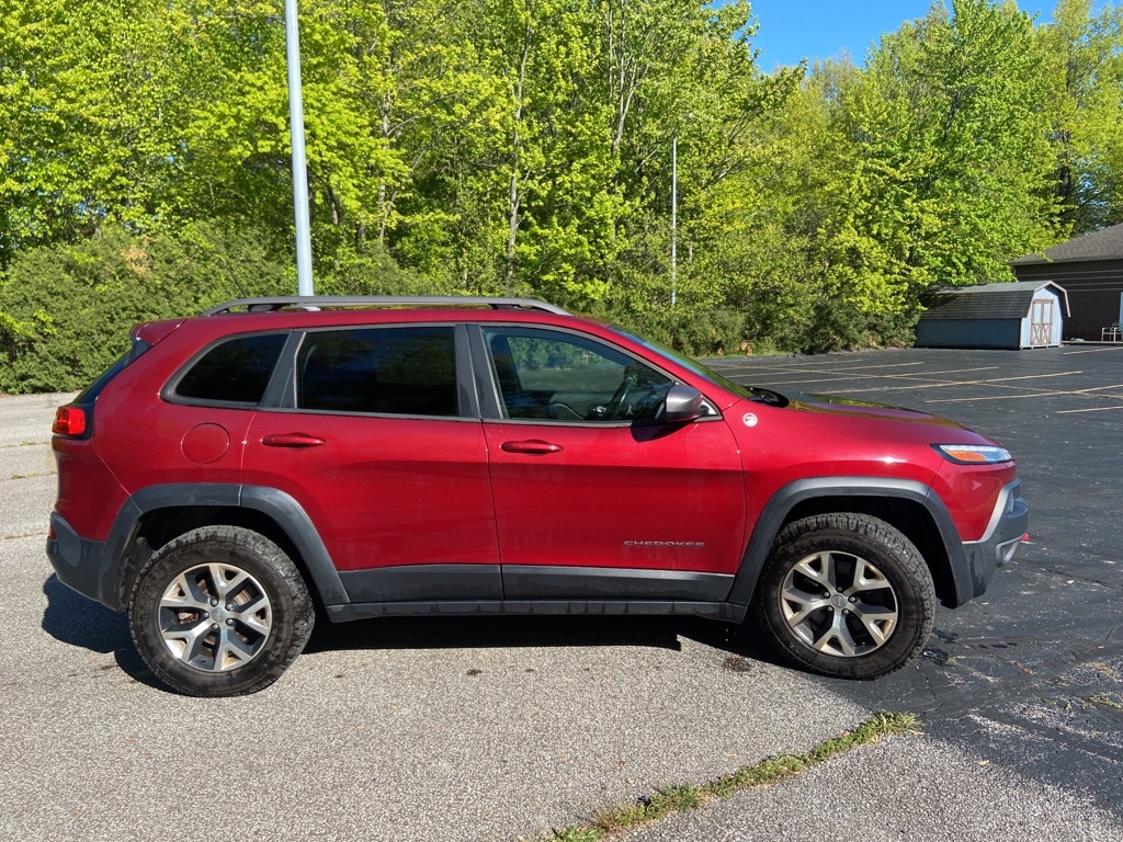 2014 JEEP CHEROKEE TRAILHAWK for sale at TKP Auto Sales Eastlake, Ohio