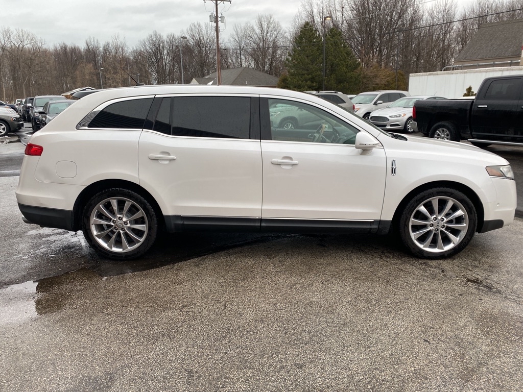2011 LINCOLN MKT  for sale at TKP Auto Sales